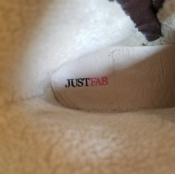 Fur Lined Boots - Picture 4 of 5